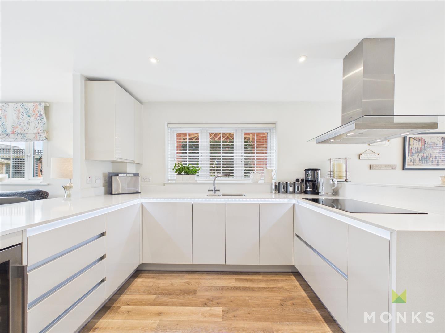 5 Abbot Drive, Shrewsbury, SY4 4FF For Sale